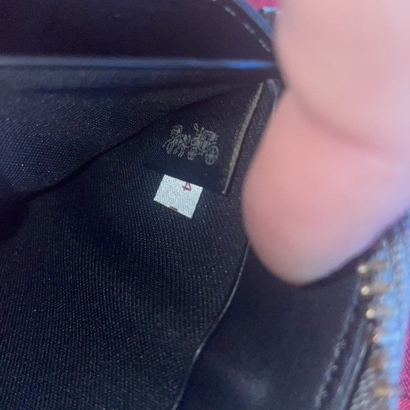 Brand New Coach Genuine Leather Heather Grey Accordion Zip Around Wallet - Picture 15 of 16